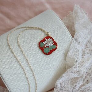 1970’s Chinese Cloisonné Peony Necklace